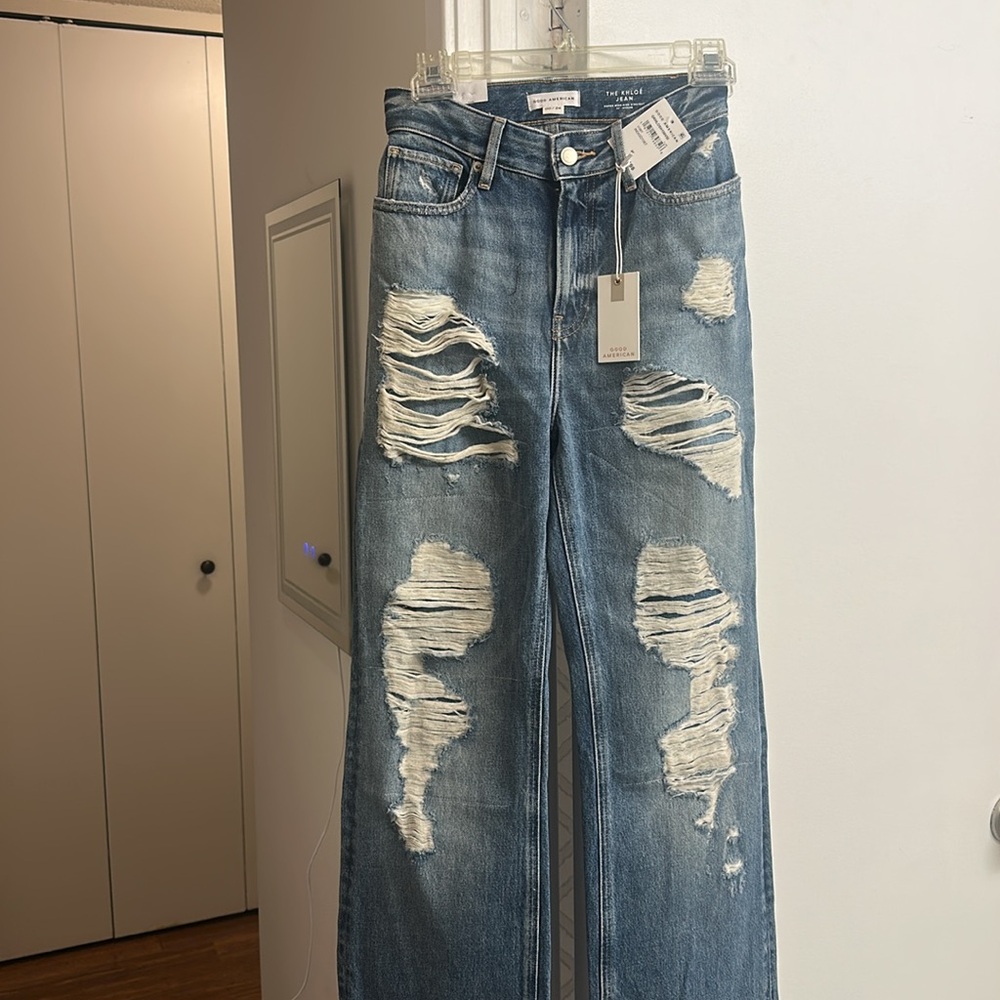 Good American Khloe Jean - Picture 2 of 3